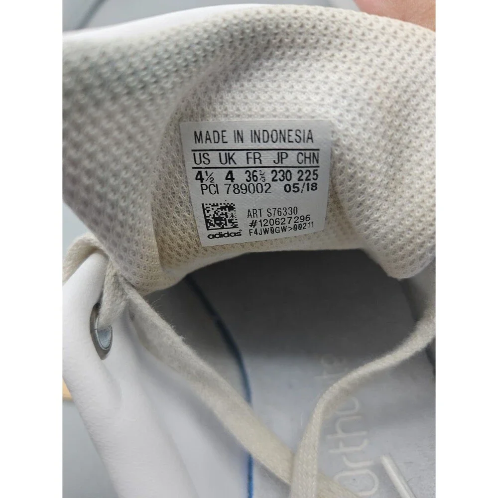 Adidas Stan Smith Boys Shoes Size 4.5 Color: White Youth